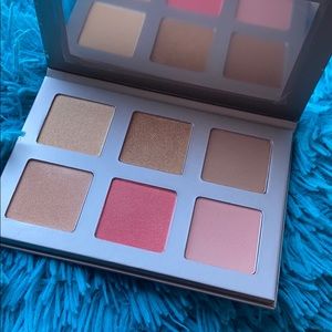 ICONIC London Blaze Chaser Face Palette